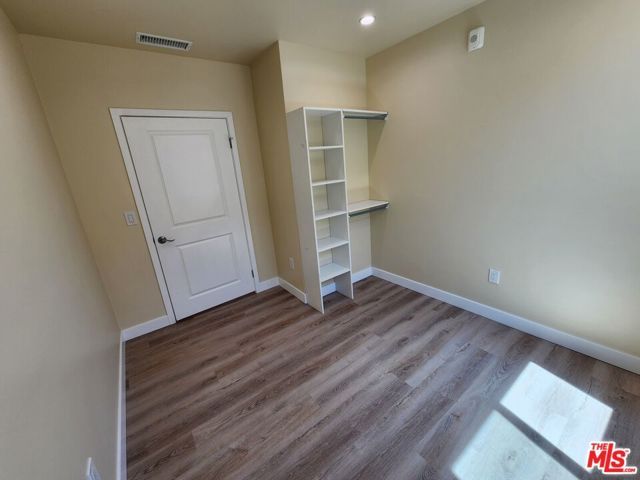 2726 S Cochran Avenue 101, Los Angeles, CA 90016