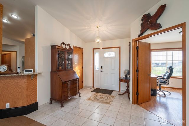 3440 Westshore Drive NE, Moses Lake, WA 98837