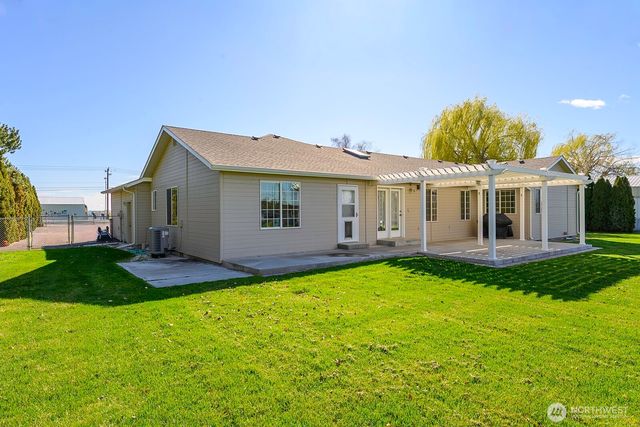 3440 Westshore Drive NE, Moses Lake, WA 98837