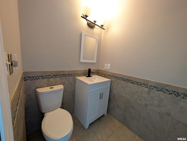 6403 N TALISMAN Terrace, Peoria, IL 61615