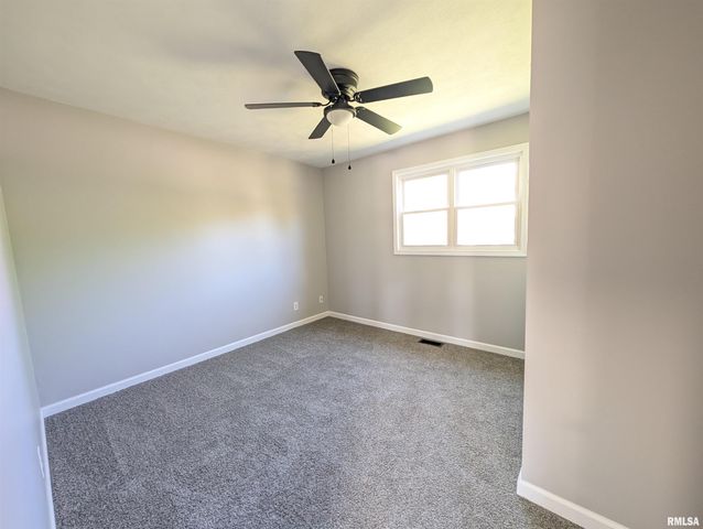 6403 N TALISMAN Terrace, Peoria, IL 61615