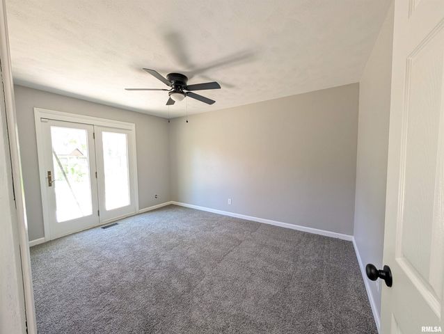 6403 N TALISMAN Terrace, Peoria, IL 61615