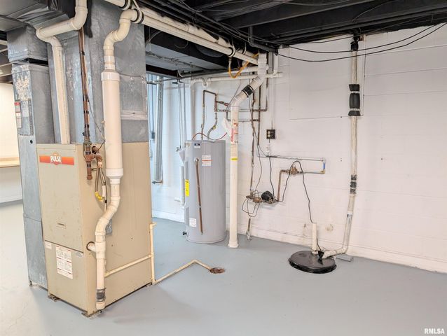 6403 N TALISMAN Terrace, Peoria, IL 61615