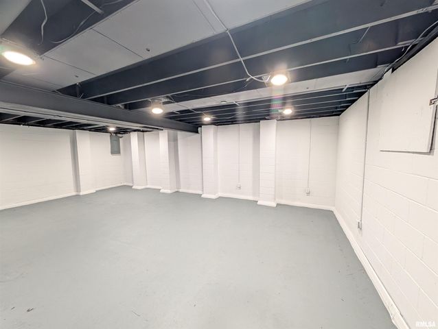 6403 N TALISMAN Terrace, Peoria, IL 61615