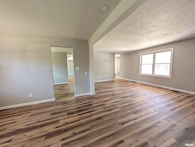 6403 N TALISMAN Terrace, Peoria, IL 61615