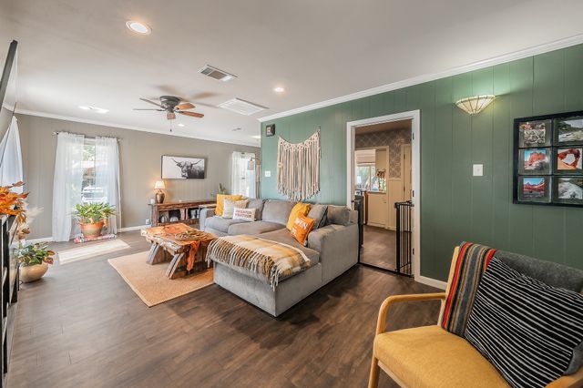 4112 Brooks Baker Avenue, Lakeside, TX 76135