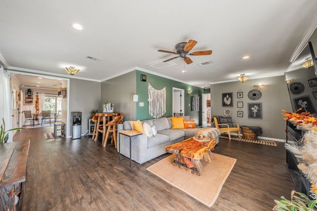 4112 Brooks Baker Avenue, Lakeside, TX 76135