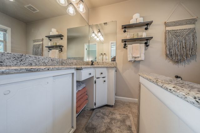 4112 Brooks Baker Avenue, Lakeside, TX 76135