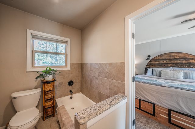 4112 Brooks Baker Avenue, Lakeside, TX 76135