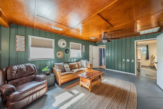 4112 Brooks Baker Avenue, Lakeside, TX 76135