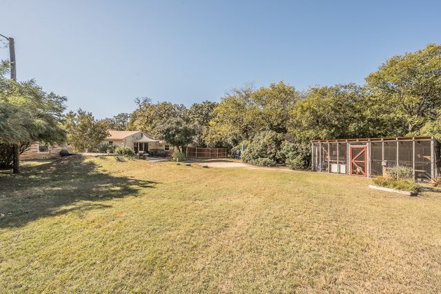 4112 Brooks Baker Avenue, Lakeside, TX 76135