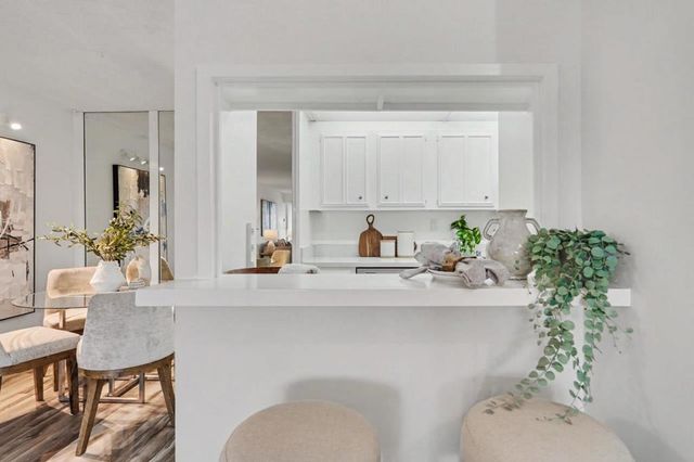 101 Alma Street 904, Palo Alto, CA 94301