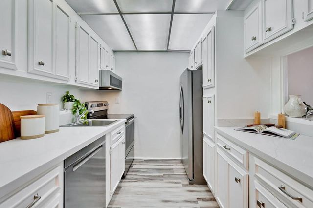 101 Alma Street 904, Palo Alto, CA 94301