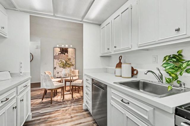 101 Alma Street 904, Palo Alto, CA 94301