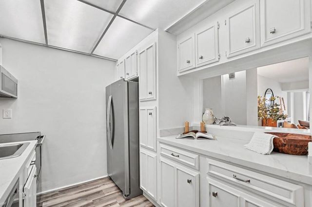 101 Alma Street 904, Palo Alto, CA 94301