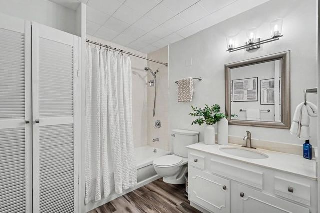 101 Alma Street 904, Palo Alto, CA 94301