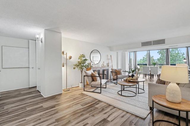 101 Alma Street 904, Palo Alto, CA 94301