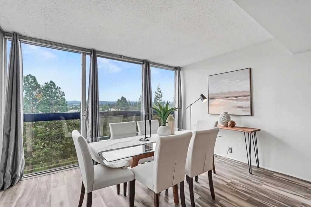 Image 11 of property listing at 101 Alma Street 904, Palo Alto, CA 94301