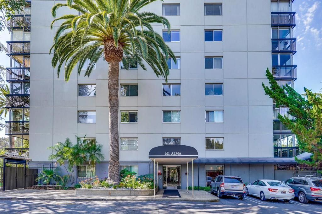 Image 38 of property listing at 101 Alma Street 904, Palo Alto, CA 94301