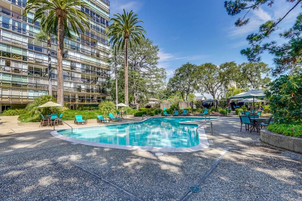 Image 44 of property listing at 101 Alma Street 904, Palo Alto, CA 94301