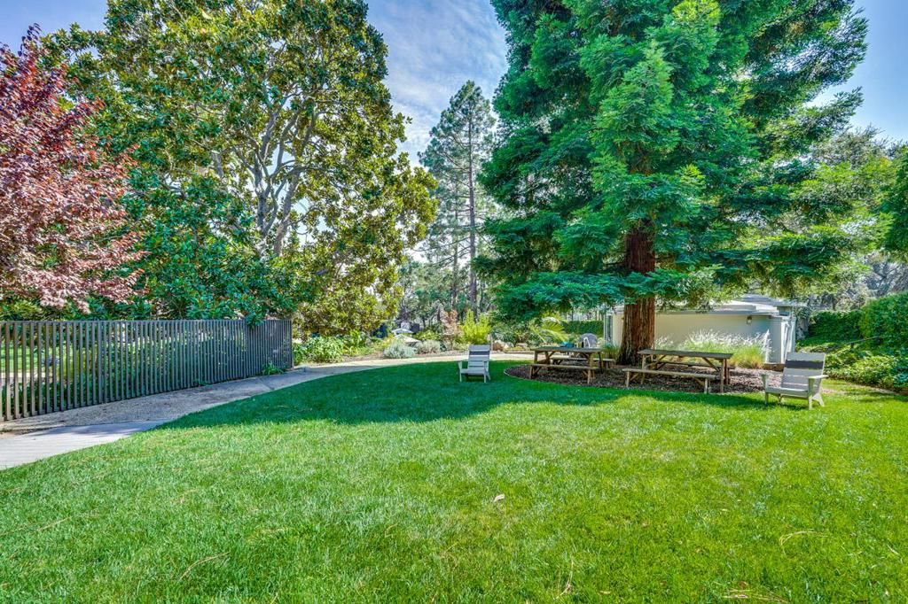 Image 47 of property listing at 101 Alma Street 904, Palo Alto, CA 94301