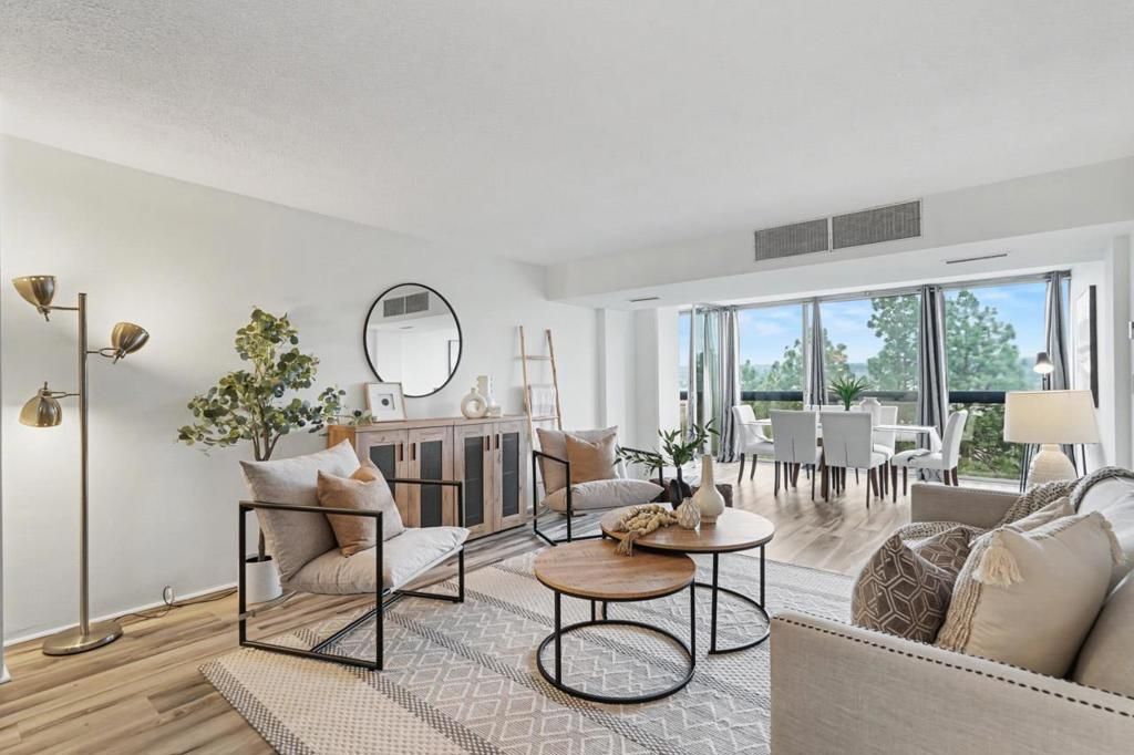 Image 5 of property listing at 101 Alma Street 904, Palo Alto, CA 94301