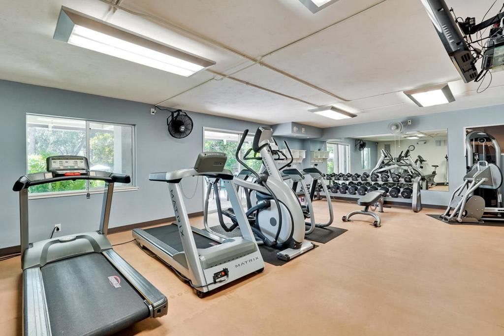 Image 54 of property listing at 101 Alma Street 904, Palo Alto, CA 94301