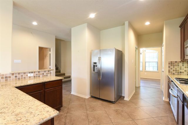 118 E Lasting Spring Circle, Spring, TX 77389