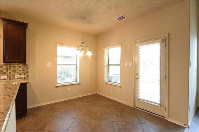 118 E Lasting Spring Circle, Spring, TX 77389