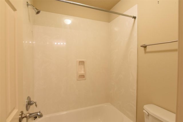 118 E Lasting Spring Circle, Spring, TX 77389