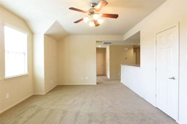 118 E Lasting Spring Circle, Spring, TX 77389