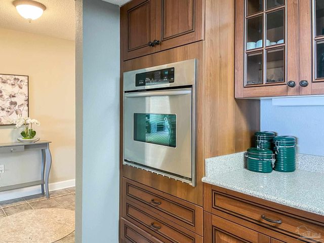 106 Port Royal Way, Pensacola, FL 32502