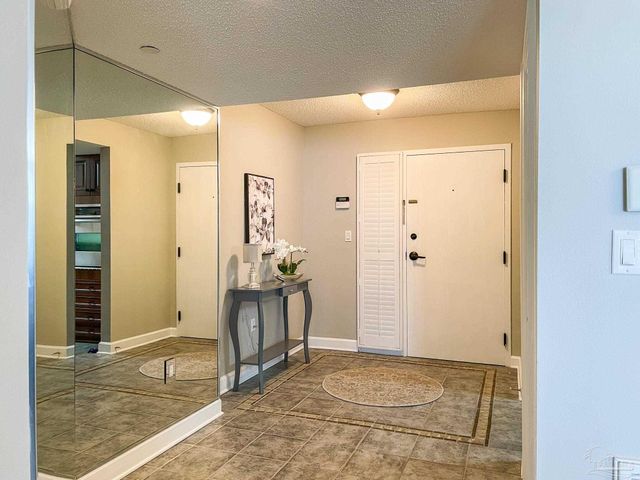 106 Port Royal Way, Pensacola, FL 32502