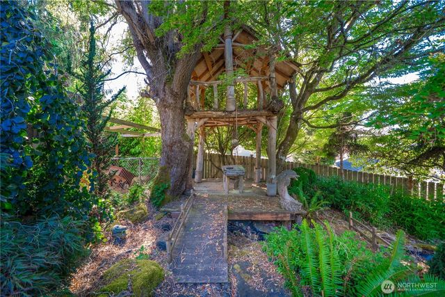 29903 Marine View Drive SW, Federal Way, WA 98023