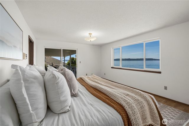 29903 Marine View Drive SW, Federal Way, WA 98023