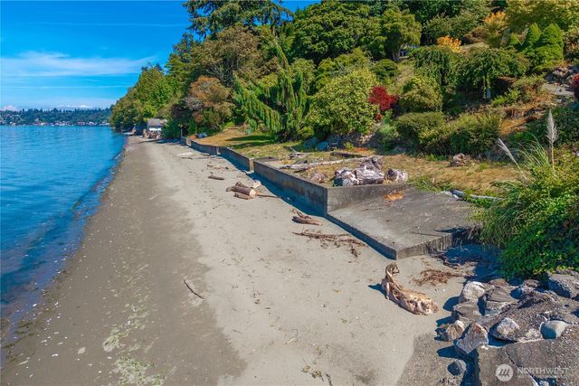 29903 Marine View Drive SW, Federal Way, WA 98023
