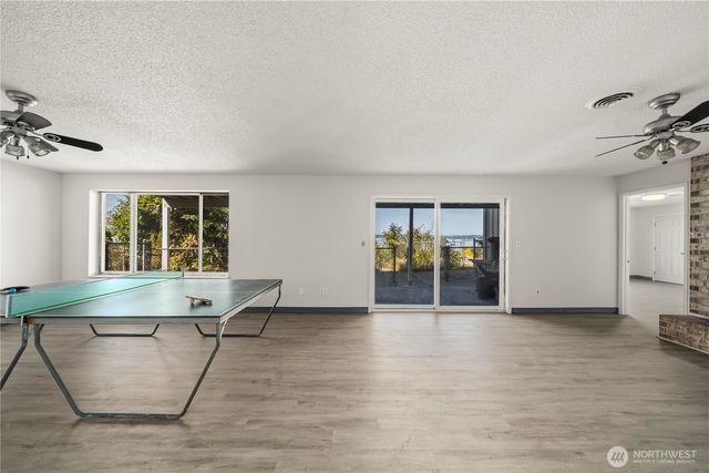 29903 Marine View Drive SW, Federal Way, WA 98023