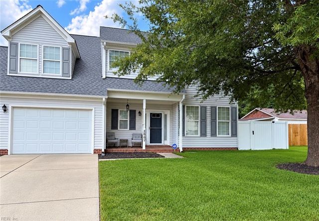 2001 Woodshire WAY, Suffolk, VA 23434