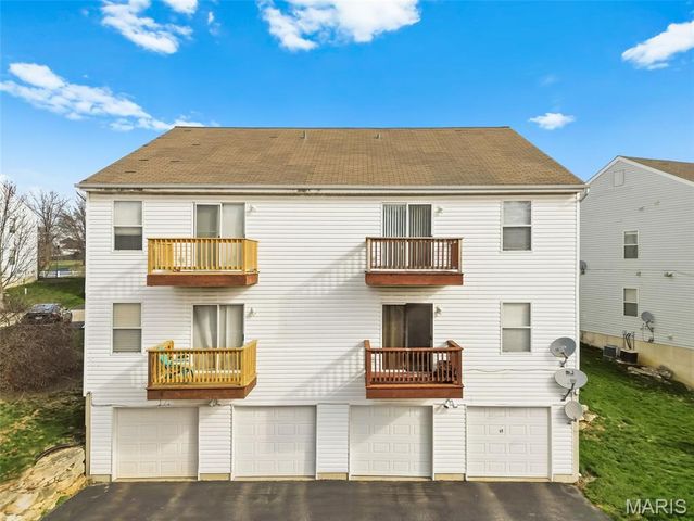 55 Timber Oaks Trail, O'fallon, MO 63368