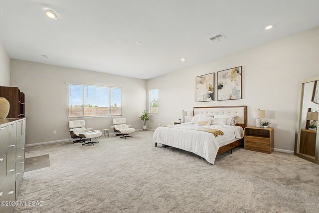 10831 N Stonebridge Drive, Tucson, AZ 85742
