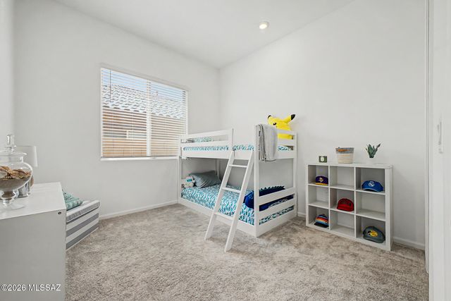 10831 N Stonebridge Drive, Tucson, AZ 85742
