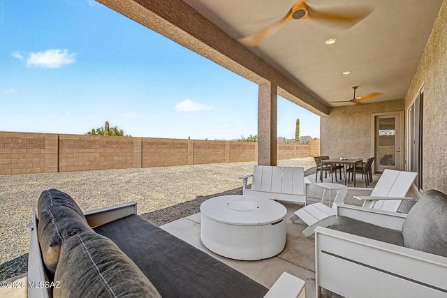 10831 N Stonebridge Drive, Tucson, AZ 85742