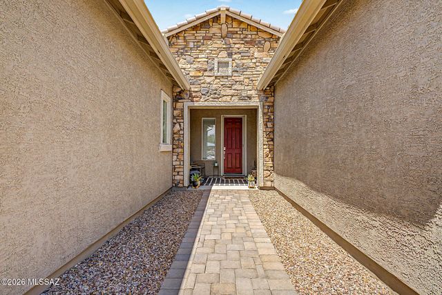 10831 N Stonebridge Drive, Tucson, AZ 85742