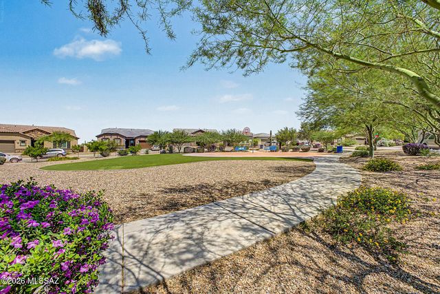 10831 N Stonebridge Drive, Tucson, AZ 85742