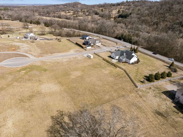 103 Heirloom Lane, Columbia, TN 38401