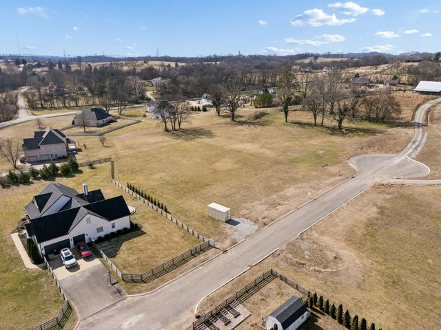 103 Heirloom Lane, Columbia, TN 38401