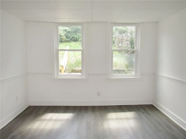 111 Minooka St, Carrick, PA 15210