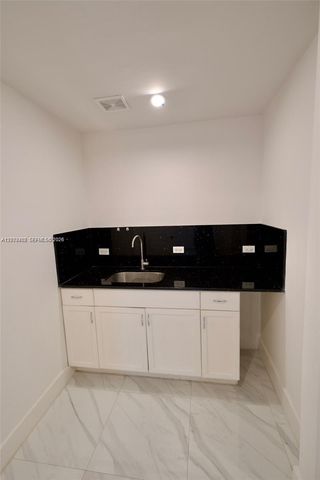 10381 SW 32nd Street 10381, Miami, FL 33165