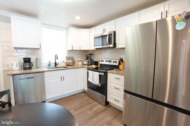 6205 MARGLENN AVE, Baltimore, MD 21206