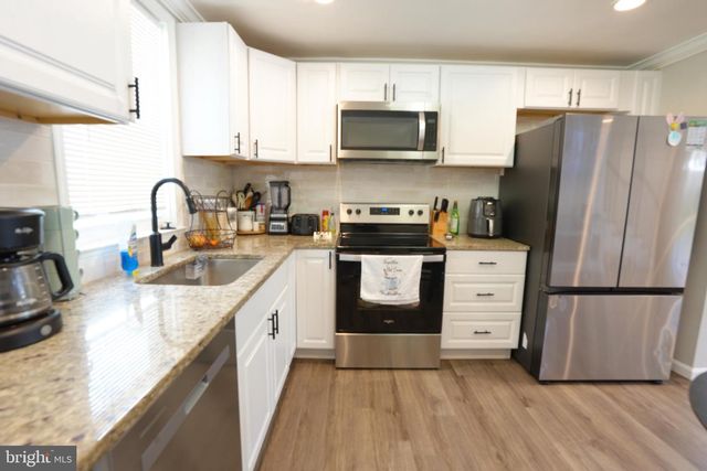 6205 MARGLENN AVE, Baltimore, MD 21206